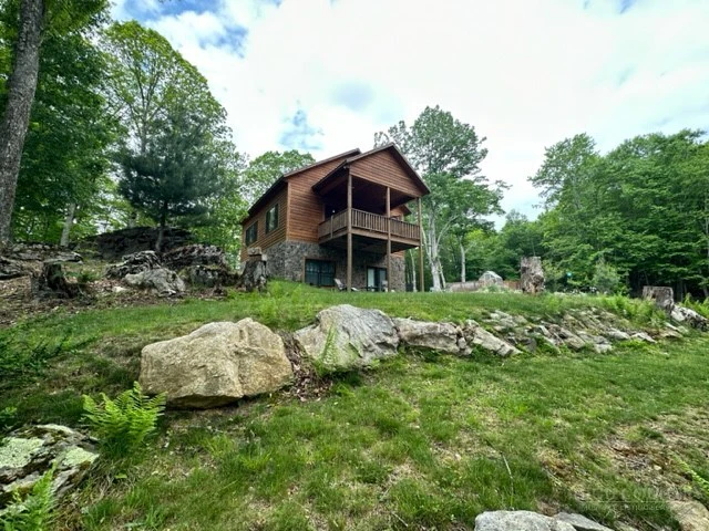 Image number 11 for the current listing