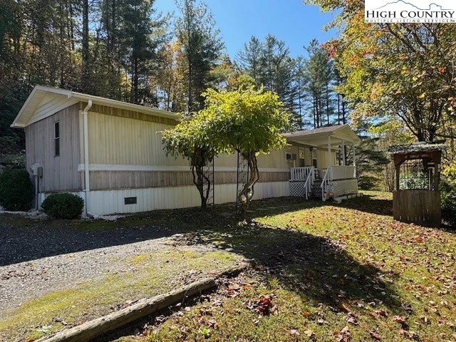 Image number 1 for the current listing