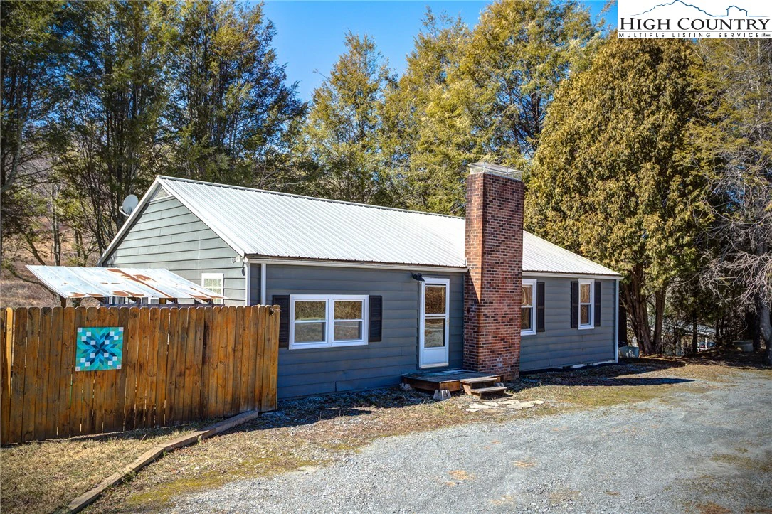 Image number 12 for the current listing