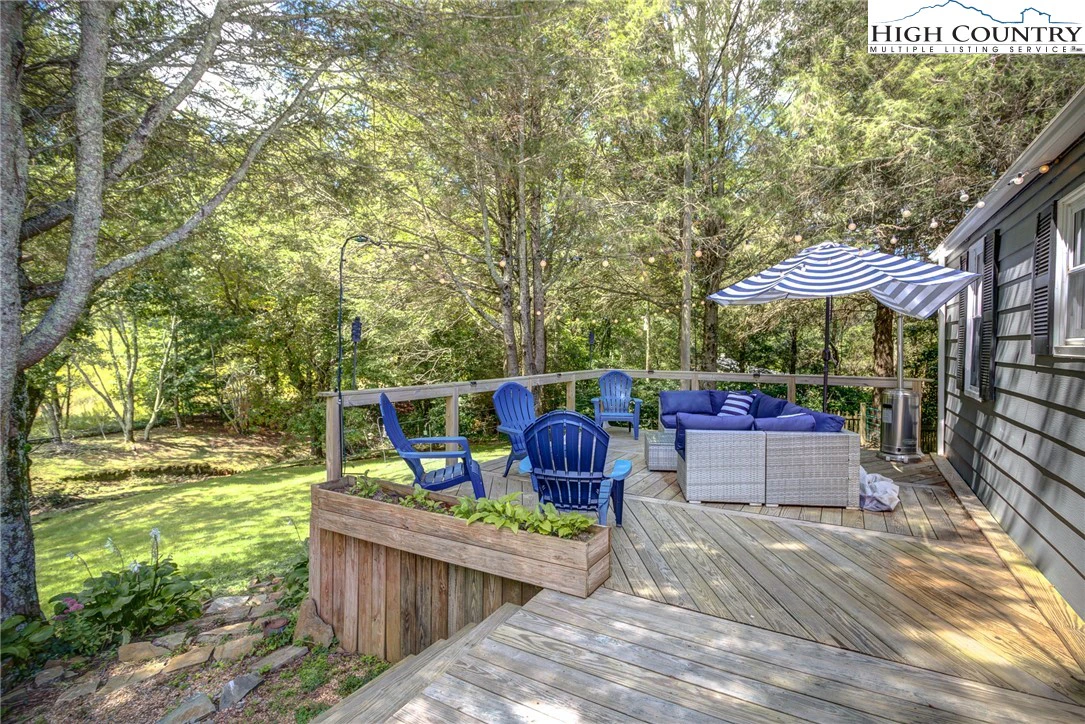 Image number 15 for the current listing