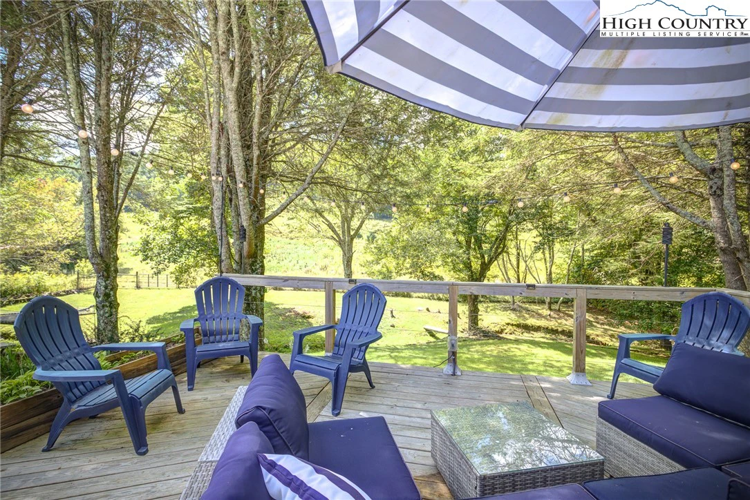 Image number 4 for the current listing