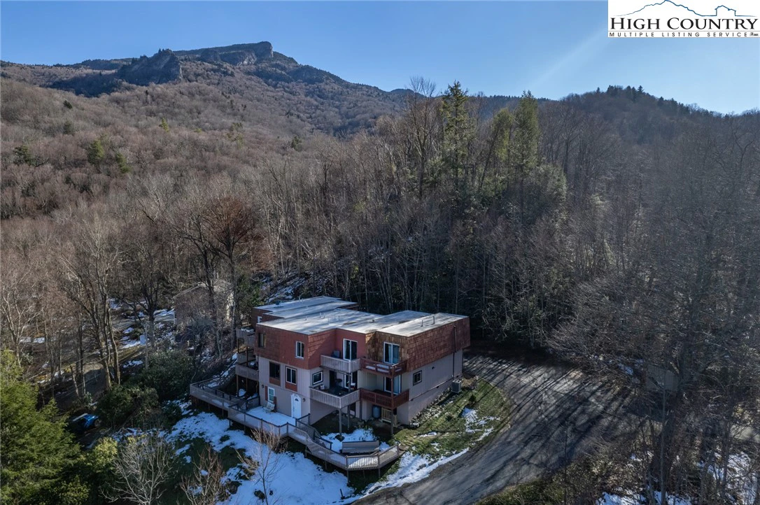 Image number 21 for the current listing
