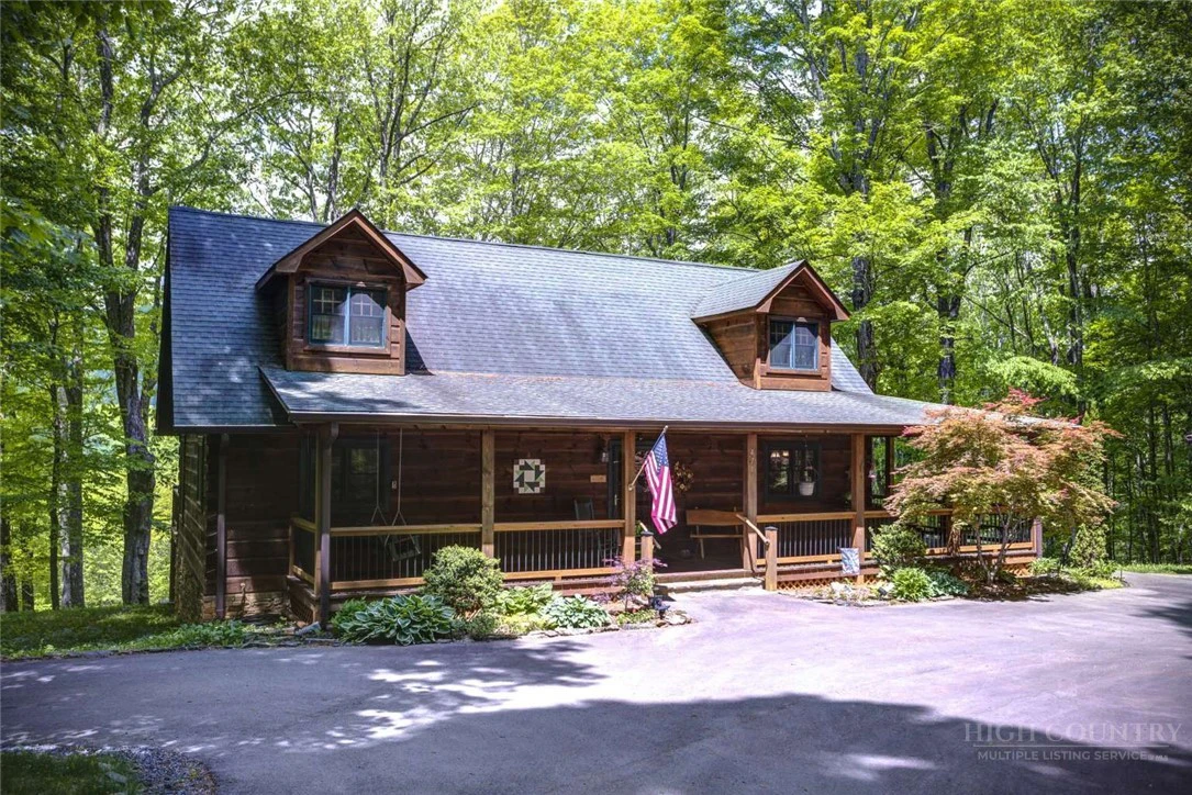 Image number 2 for the current listing