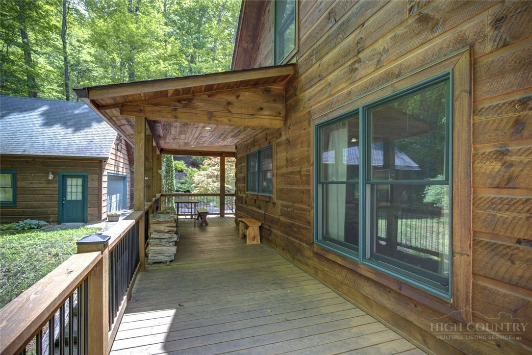 Image number 5 for the current listing