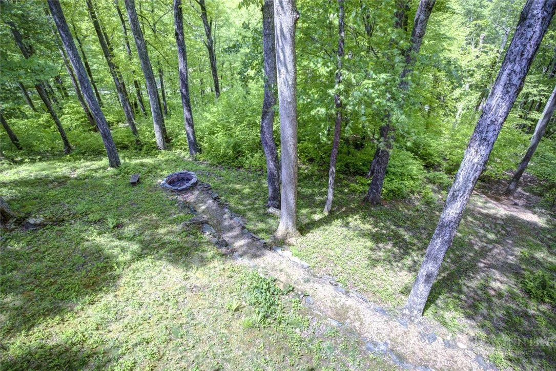 Image number 9 for the current listing