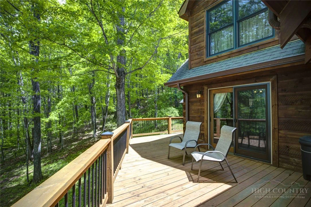 Image number 11 for the current listing