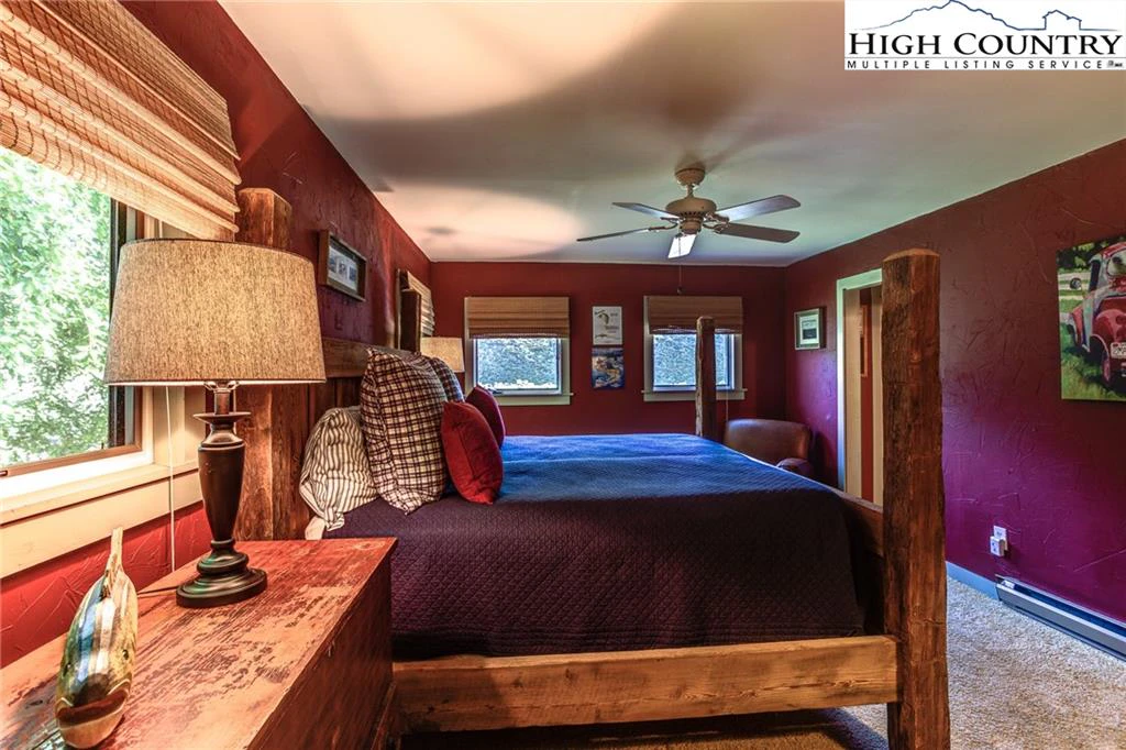 Image number 9 for the current listing
