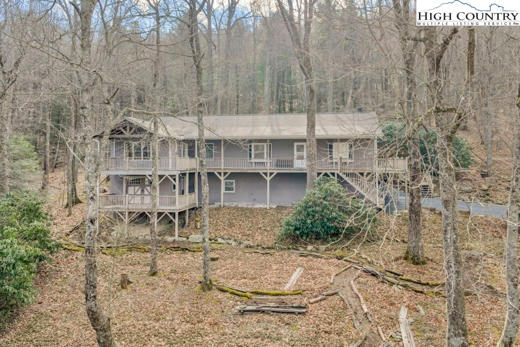 Image number 1 for the current listing