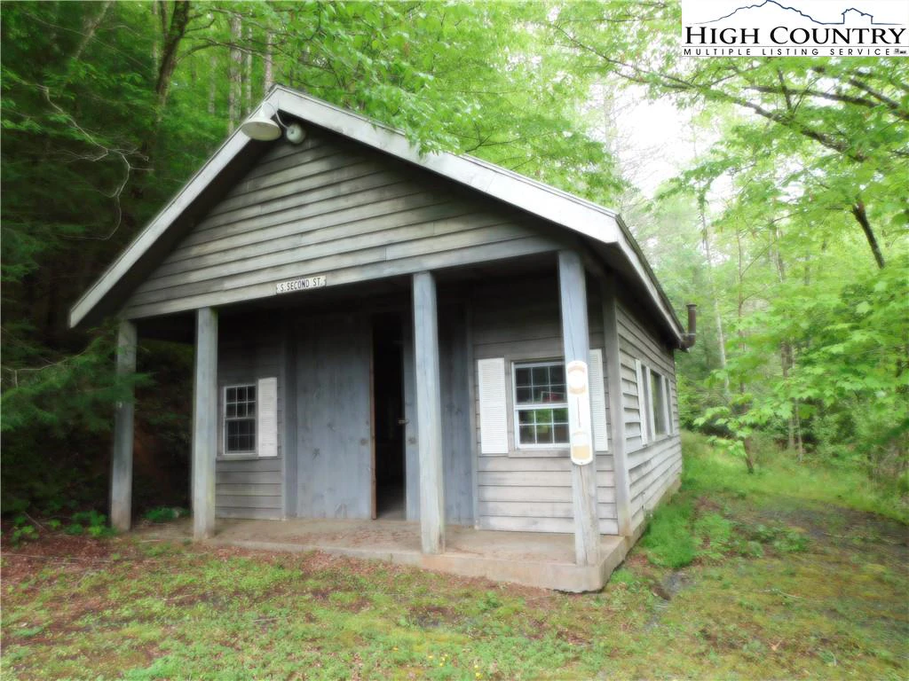 Image number 11 for the current listing
