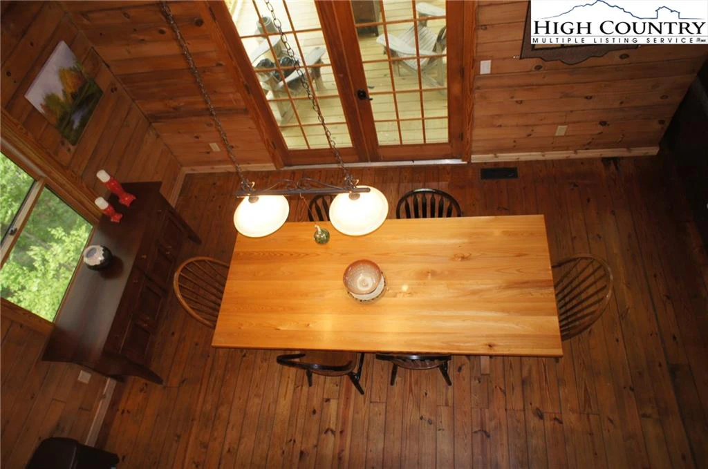 Image number 7 for the current listing