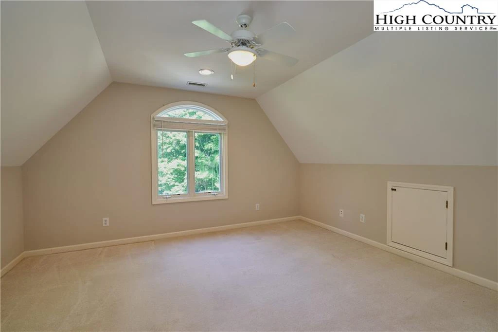 Image number 10 for the current listing