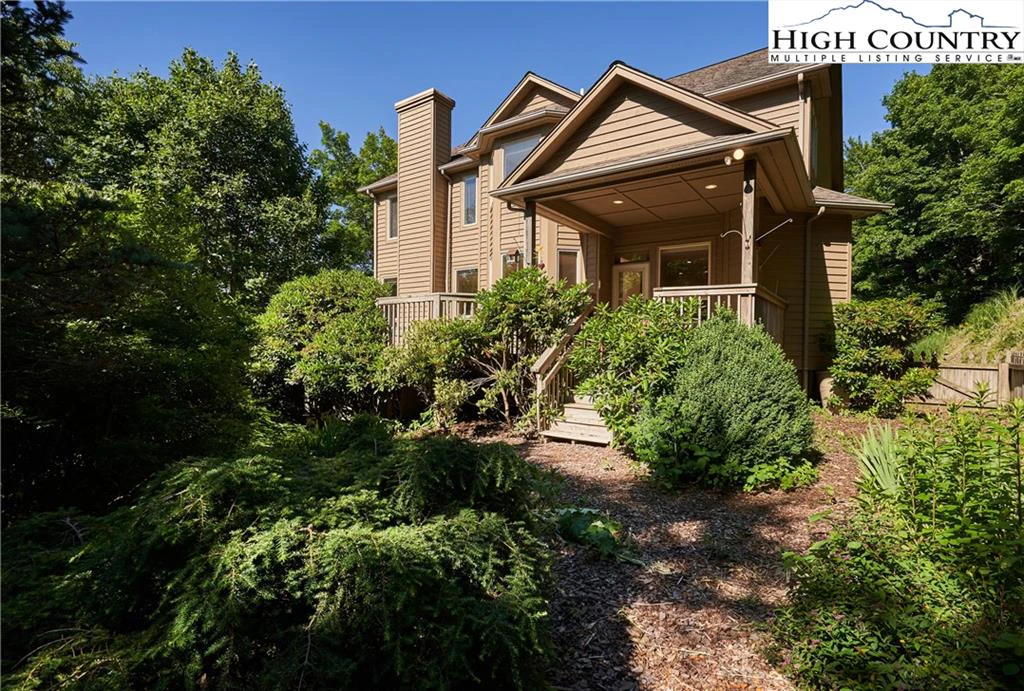 Image number 19 for the current listing