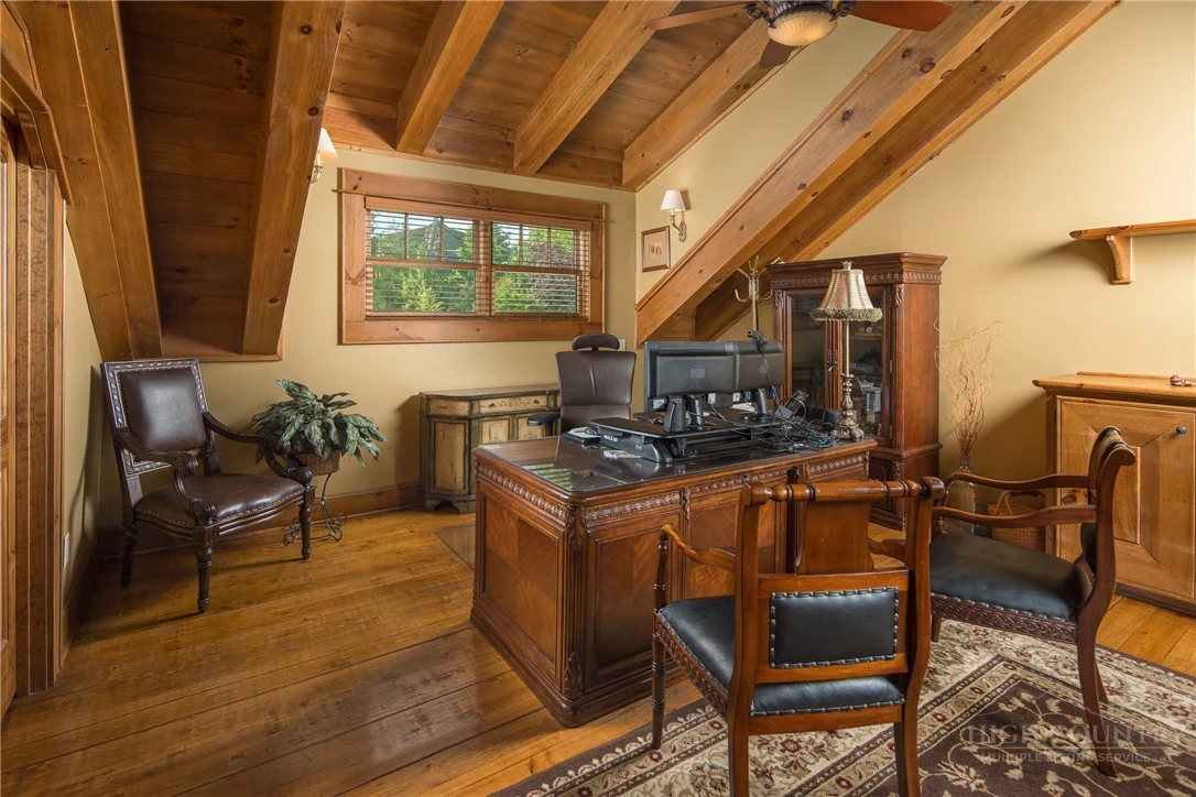 Image number 20 for the current listing
