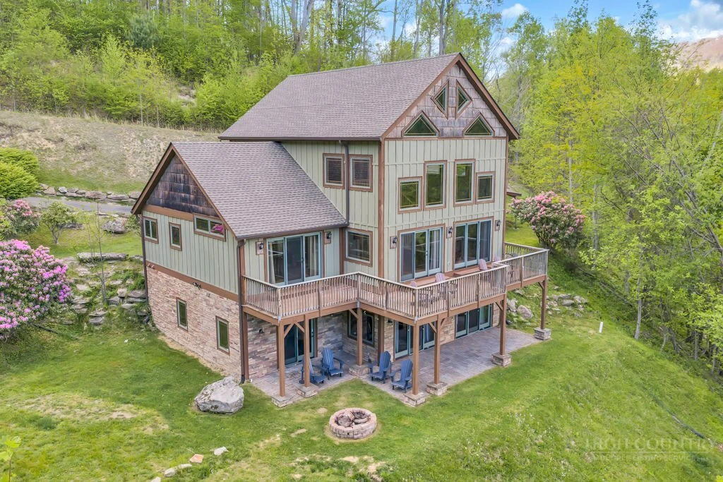 Image number 20 for the current listing