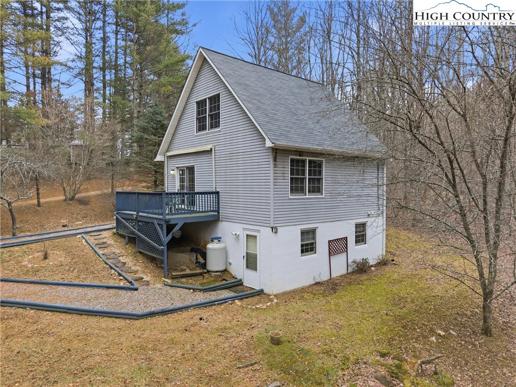 Image number 1 for the current listing