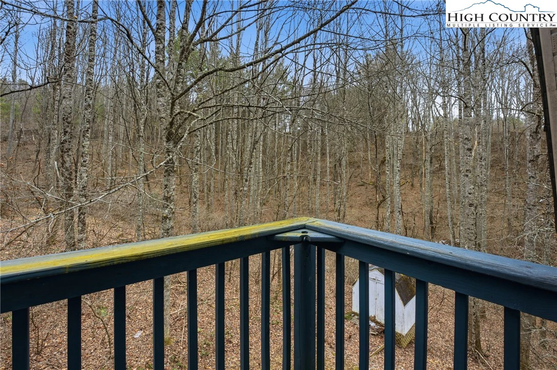 Image number 5 for the current listing