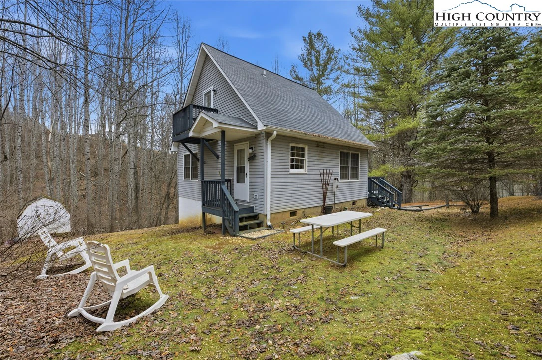Image number 13 for the current listing