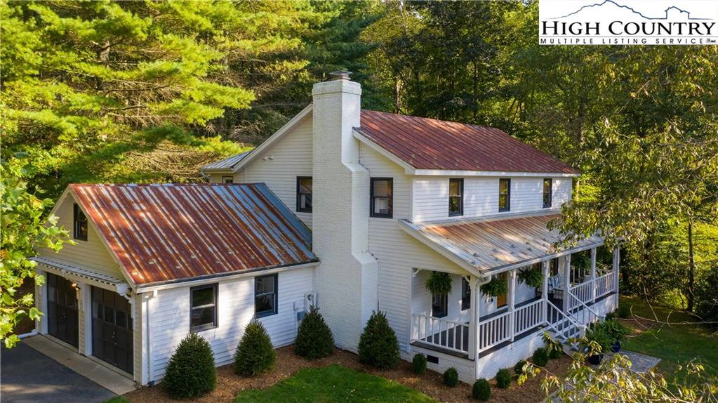Image number 1 for the current listing