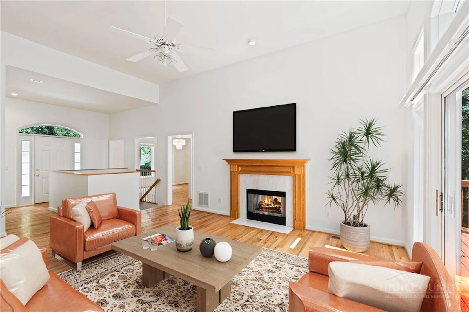 Image number 3 for the current listing