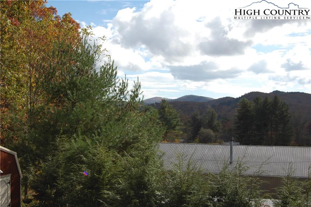 Image number 16 for the current listing