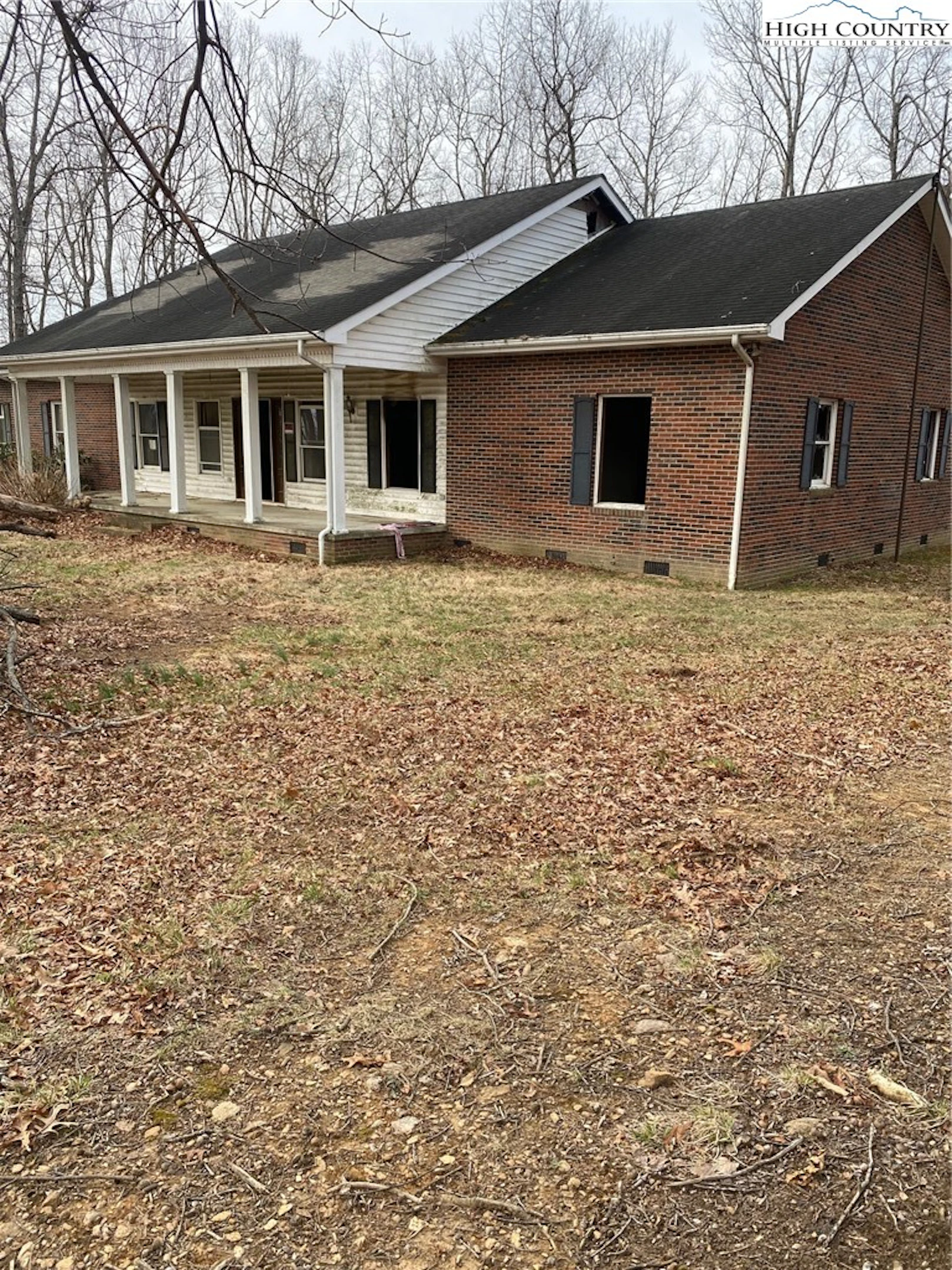 Image number 16 for the current listing