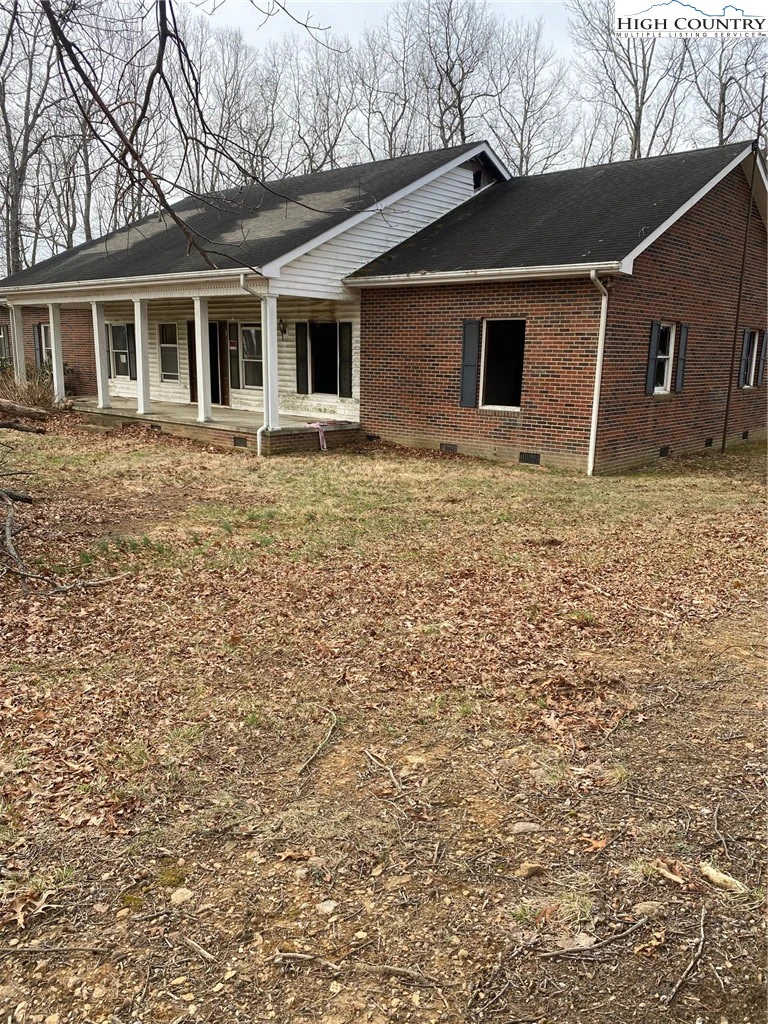 Image number 16 for the current listing