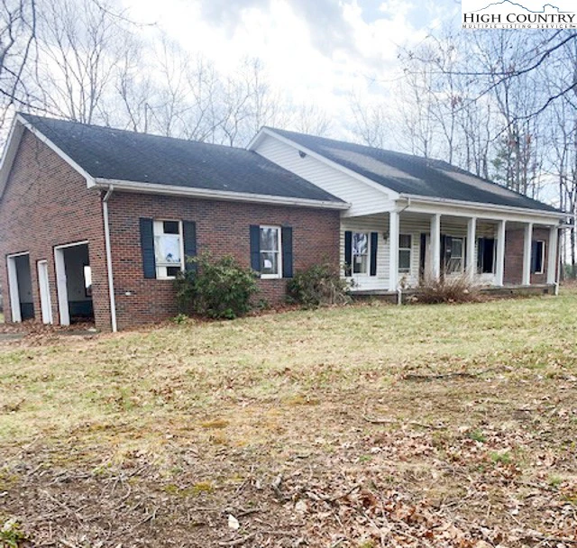 Image number 1 for the current listing