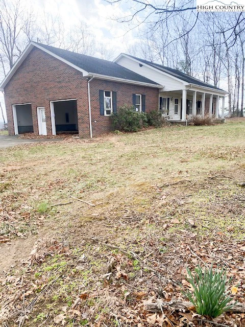 Image number 3 for the current listing