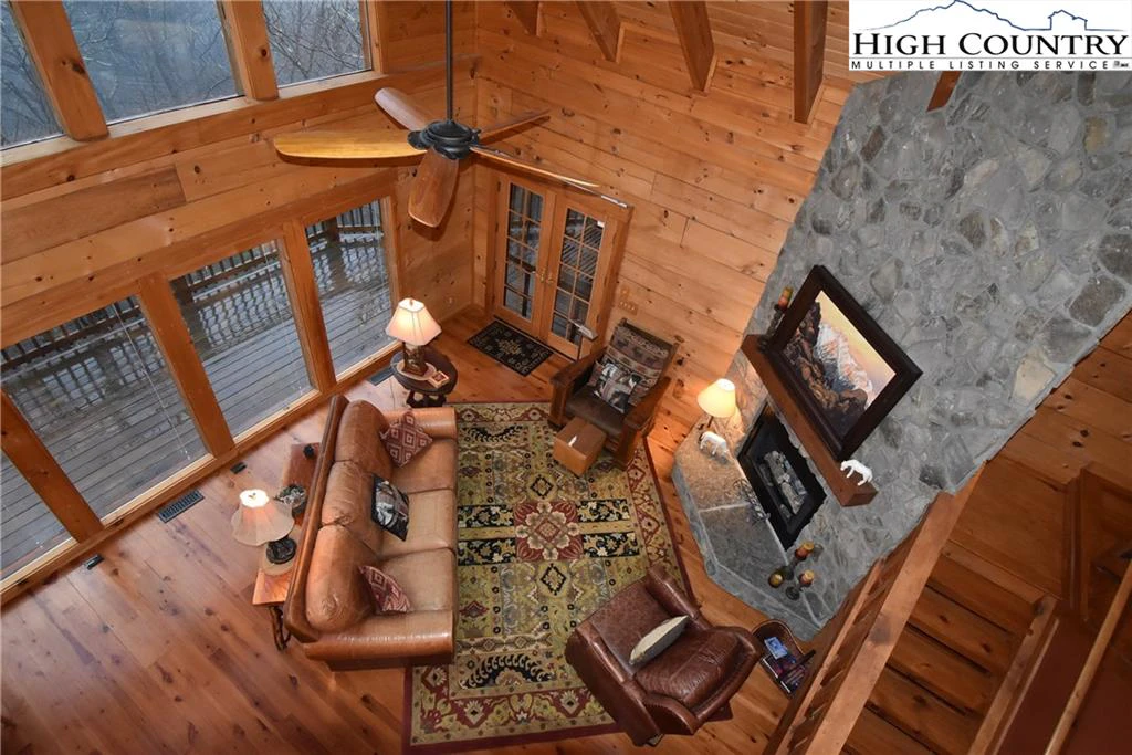 Image number 6 for the current listing