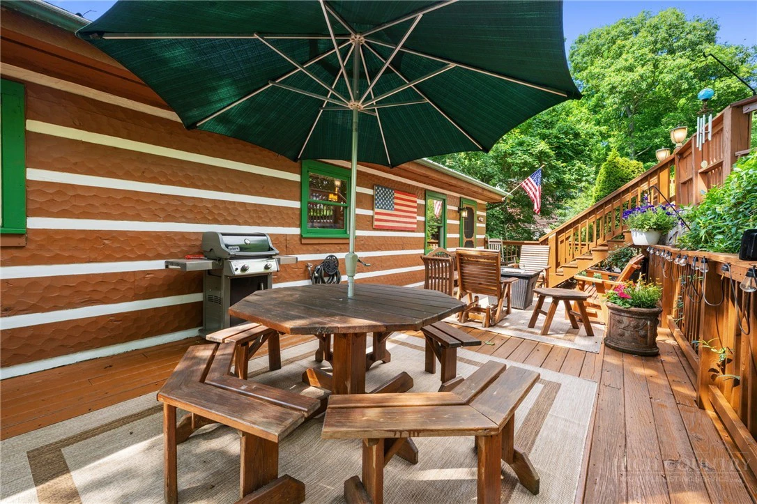 Image number 5 for the current listing