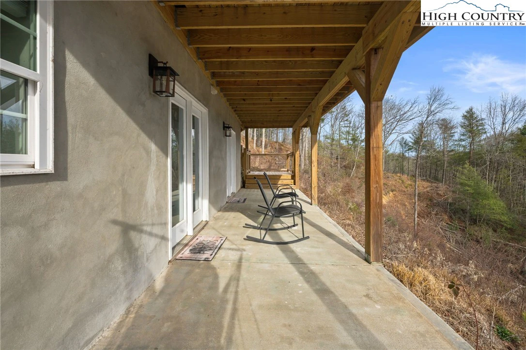 Image number 6 for the current listing