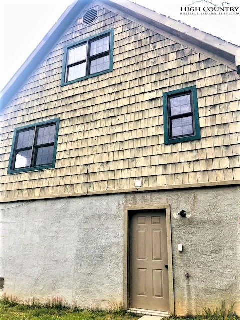 Image number 6 for the current listing