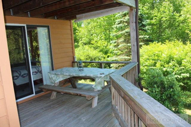 Image number 11 for the current listing