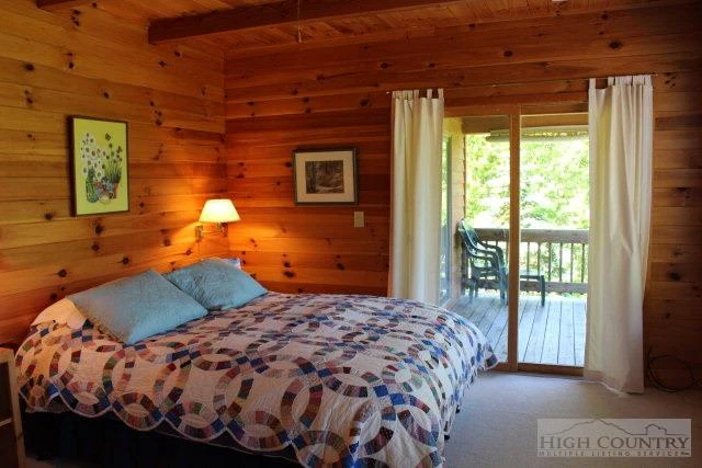 Image number 20 for the current listing