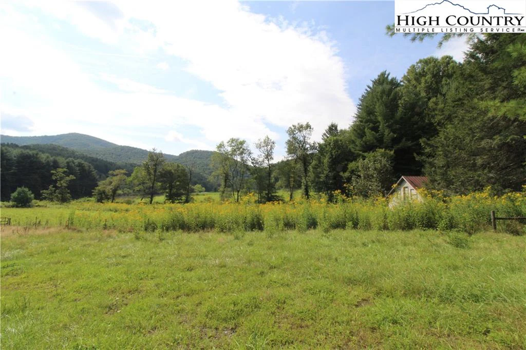 Image number 3 for the current listing
