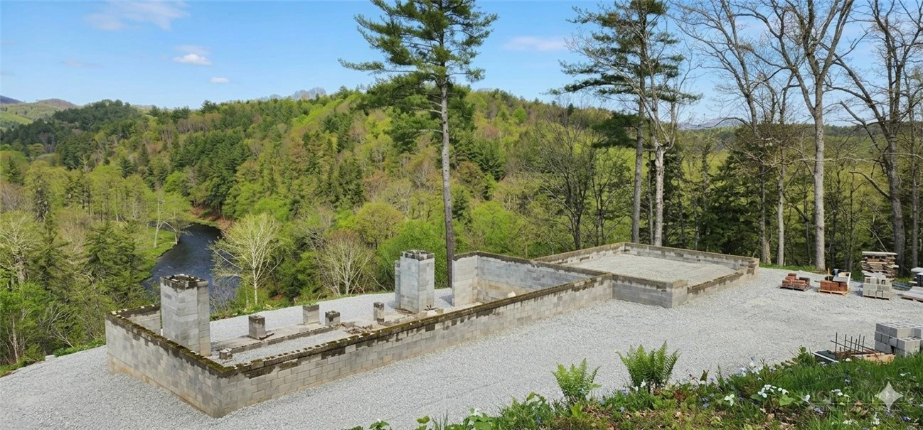 Image number 3 for the current listing