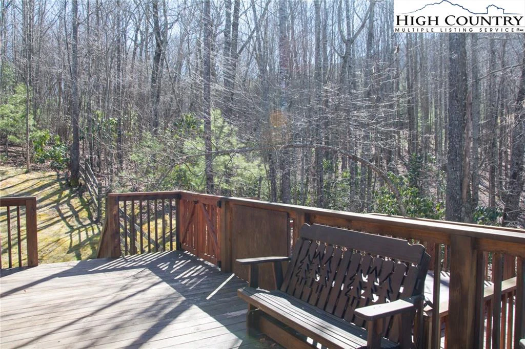 Image number 9 for the current listing