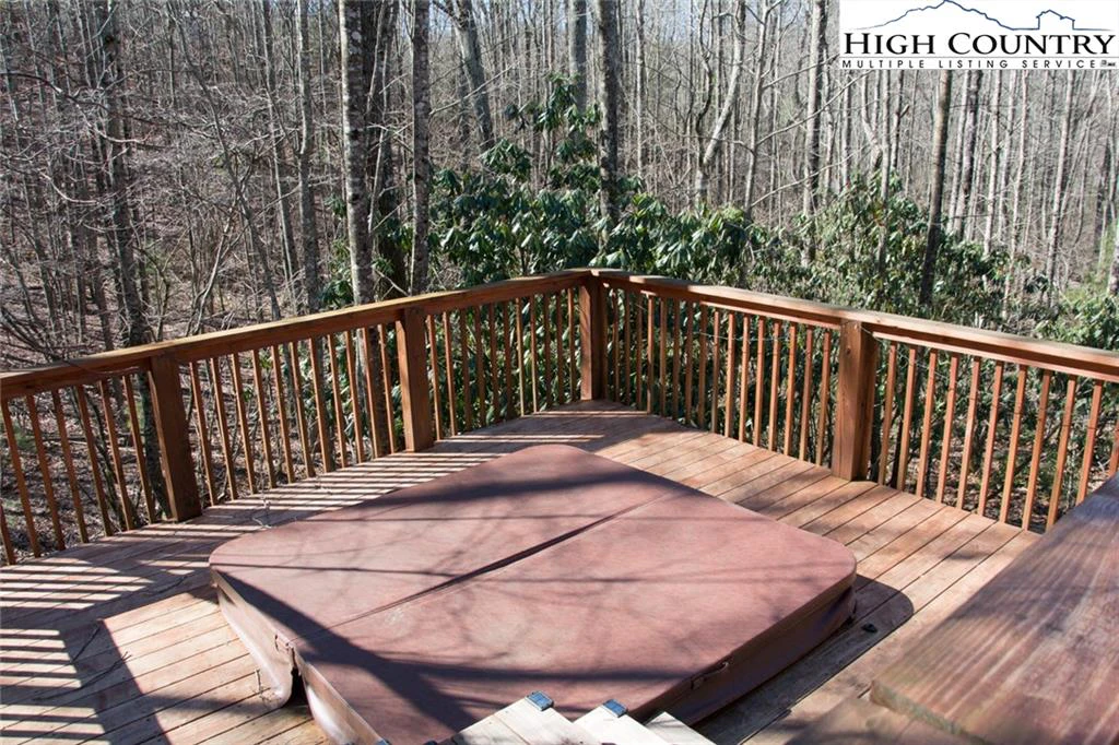 Image number 8 for the current listing