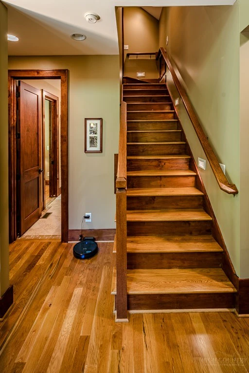 Image number 7 for the current listing