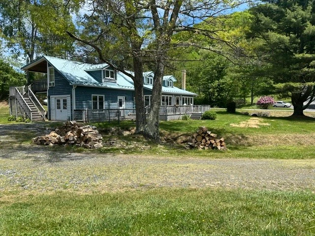 Image number 1 for the current listing