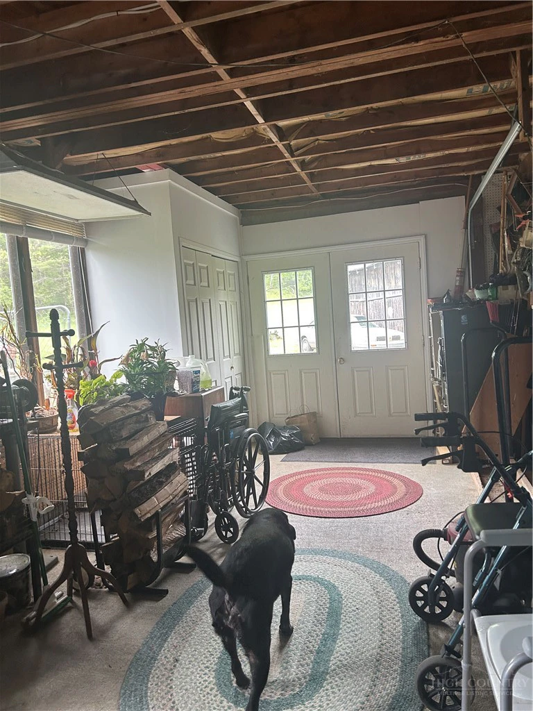 Image number 9 for the current listing