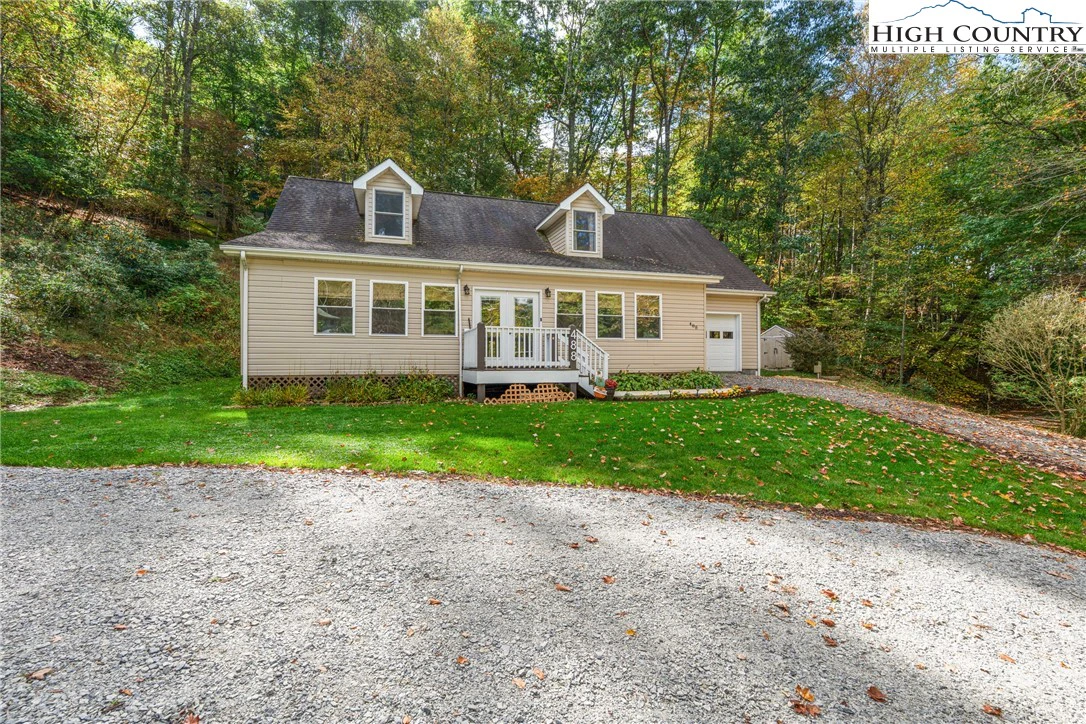 Image number 1 for the current listing