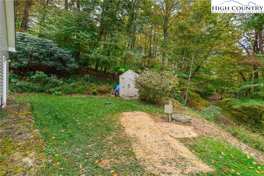 Image number 20 for the current listing