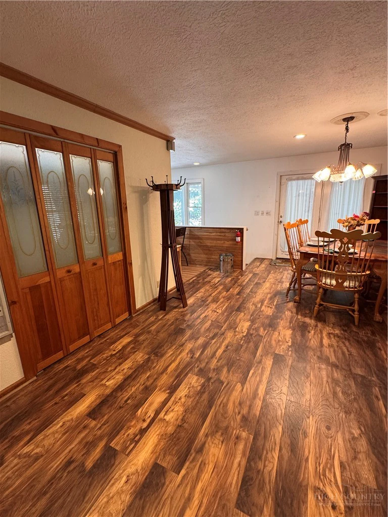 Image number 6 for the current listing