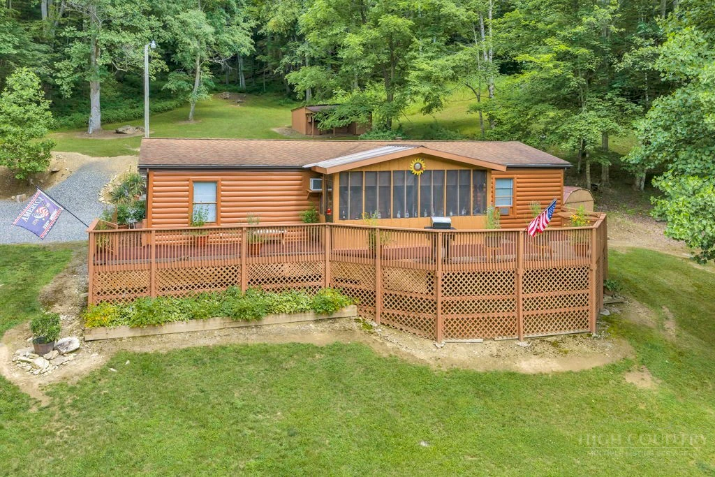 Image number 1 for the current listing