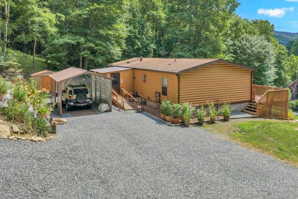 Image number 4 for the current listing