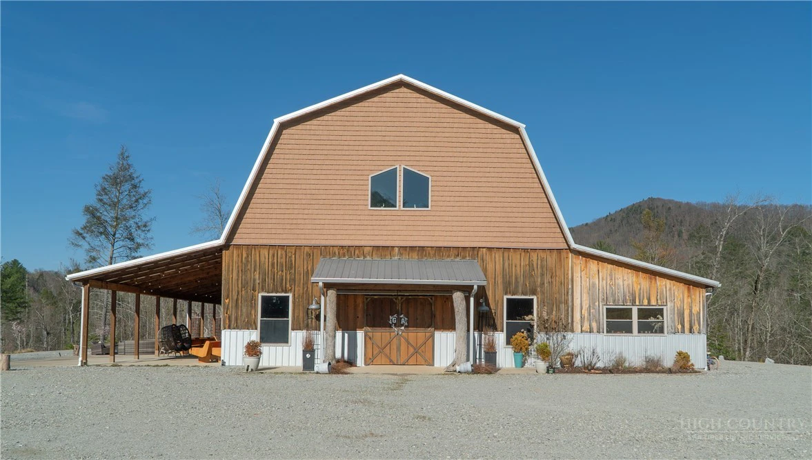 Image number 3 for the current listing
