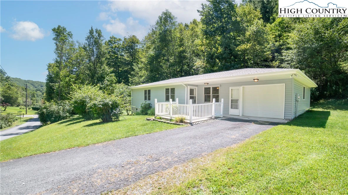 Image number 1 for the current listing