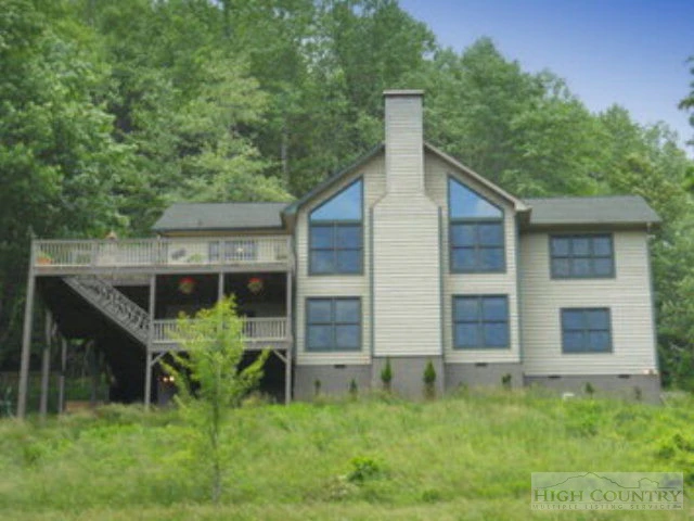 Image number 1 for the current listing