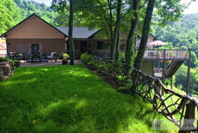 Image number 11 for the current listing